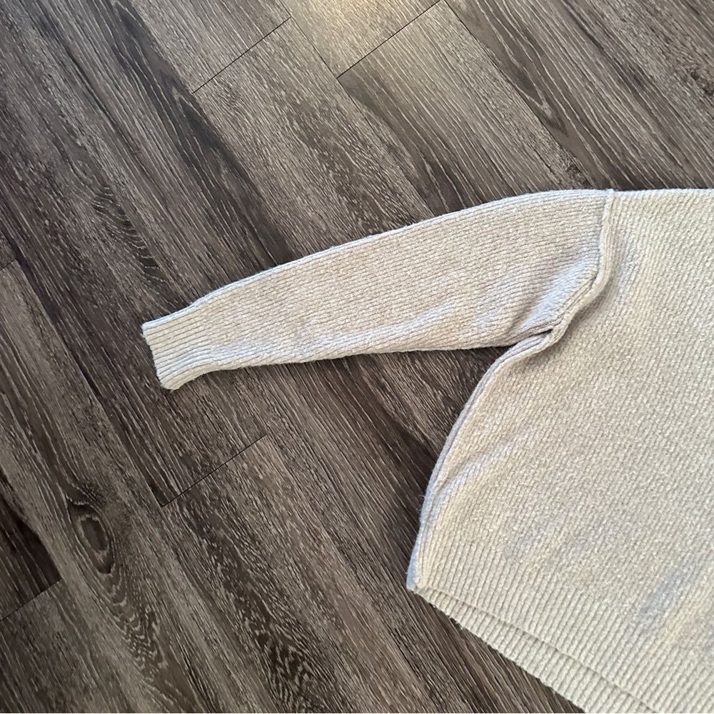 Line The Label Textured Sweater - Picture 5 of 9